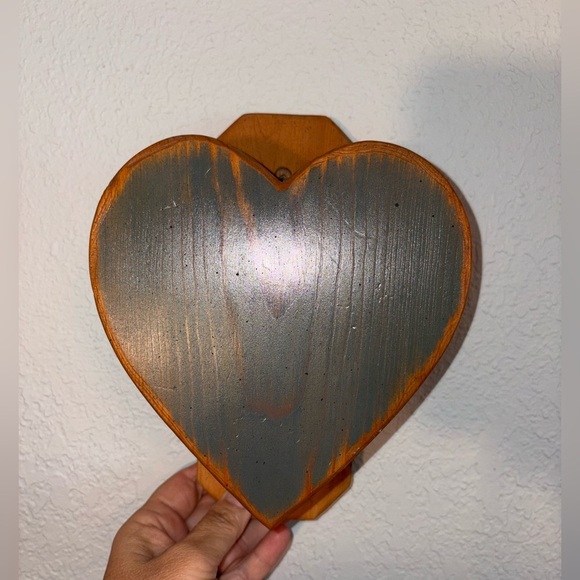 Vintage Wood, blue heart quilt hook/rack - Picture 1 of 5